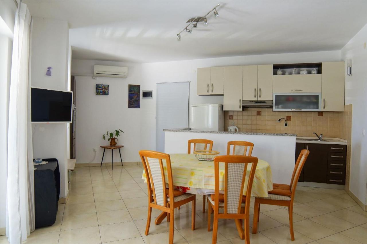 Apartment Darko Подстрана Екстер'єр фото