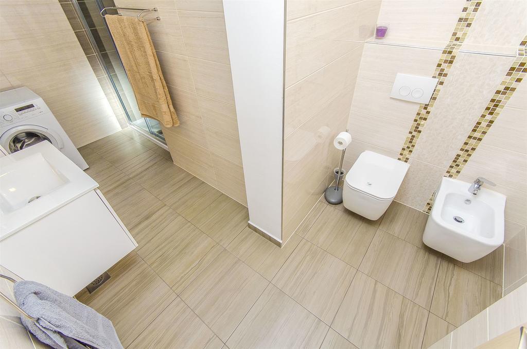 Apartment Darko Подстрана Екстер'єр фото